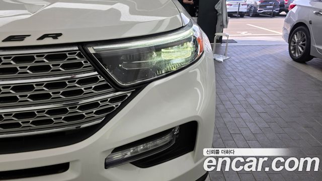 Ford Explorer 2020 — photo 8