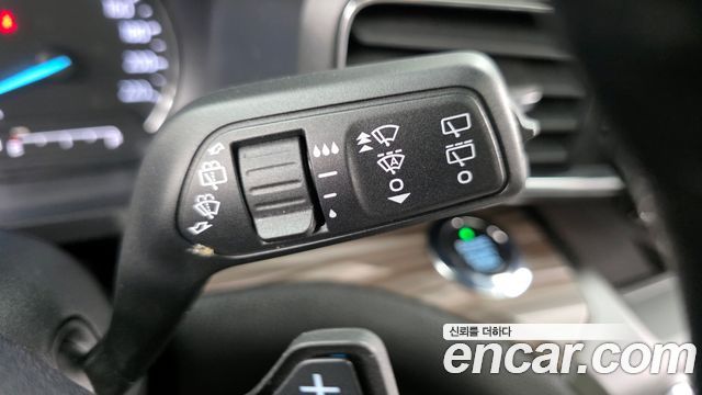 Ford Explorer 2020 — photo 27