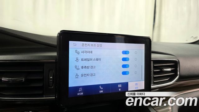 Ford Explorer 2020 — photo 29