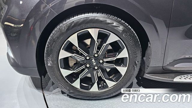 Kia Canival 2021 — photo 5