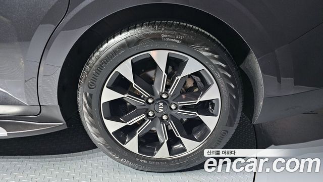 Kia Canival 2021 — photo 7