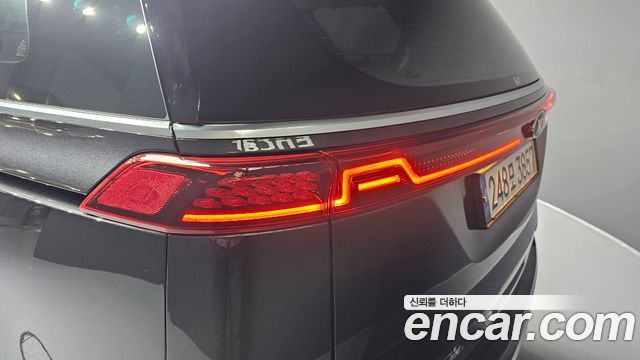 Kia Canival 2021 — photo 9