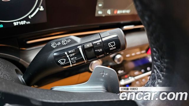 Kia Canival 2021 — photo 28