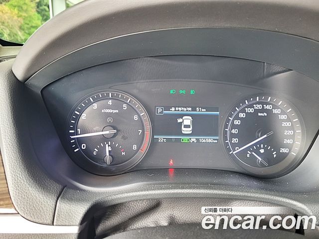 Genesis G80 2018 — photo 8