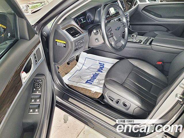 Genesis G80 2018 — photo 10