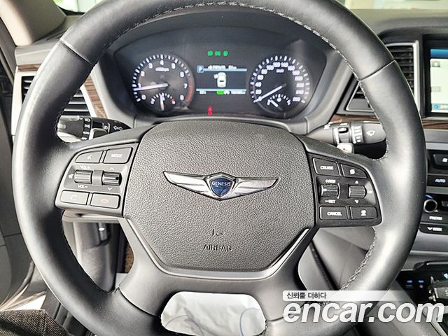Genesis G80 2018 — photo 11