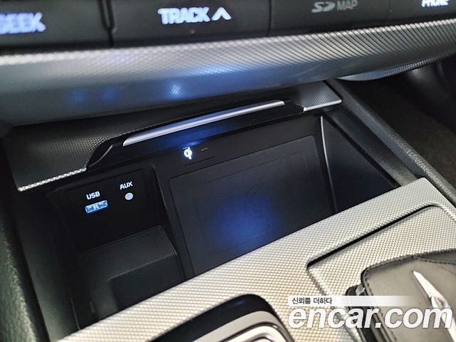 Genesis G80 2018 — photo 14
