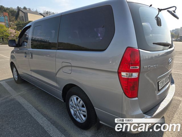 Hyundai Starex 2017 — photo 6