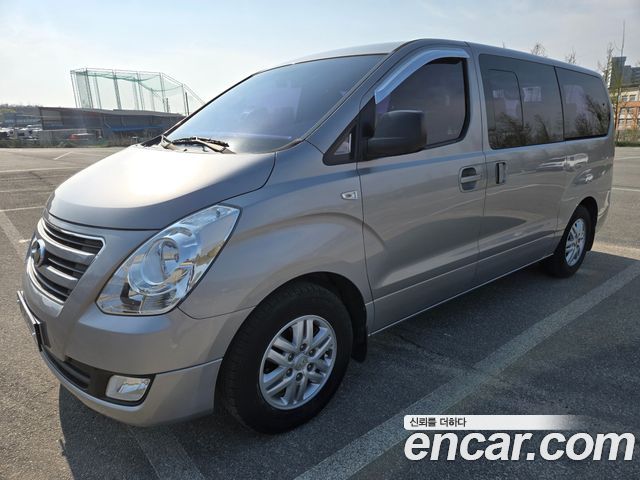 Hyundai Starex 2017 — photo 8
