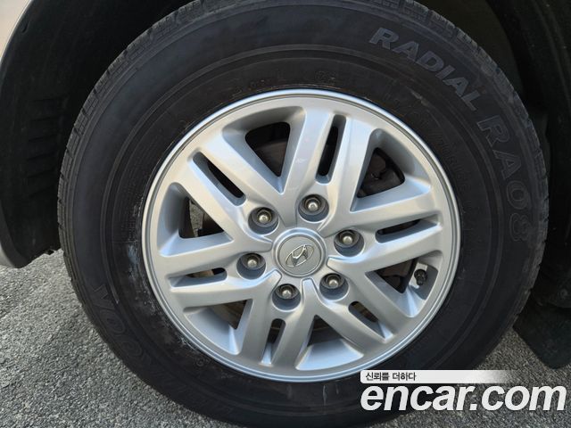 Hyundai Starex 2017 — photo 20