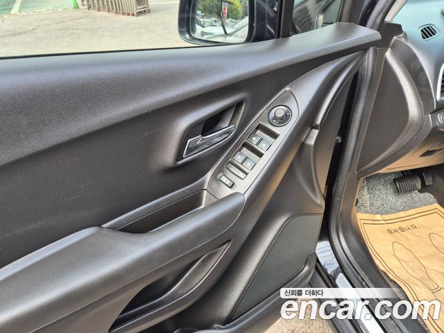 Chevrolet Korea Trax 2018 — photo 14