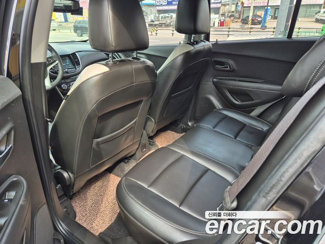 Chevrolet Korea Trax 2018 — photo 17