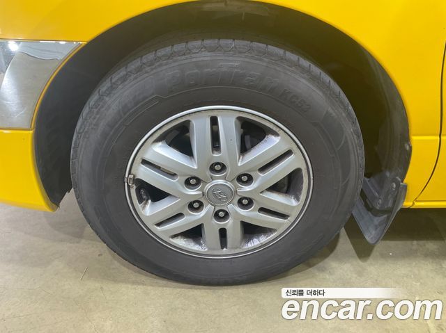 Hyundai Starex 2016 — photo 5