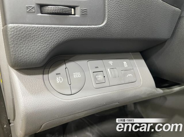 Hyundai Starex 2016 — photo 10