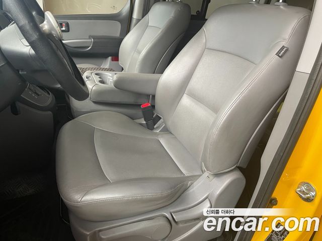 Hyundai Starex 2016 — photo 16