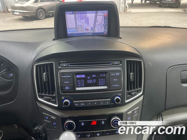 Hyundai Starex 2016 — photo 19