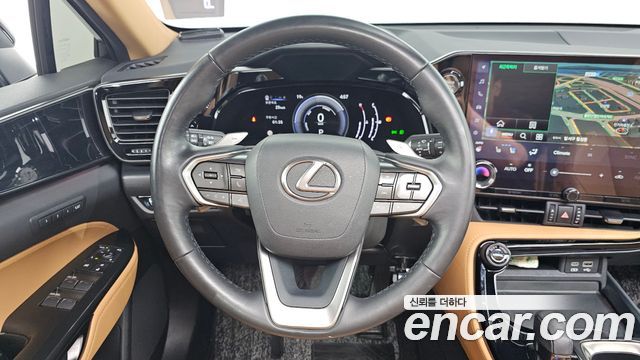 Lexus NX 2023 — photo 13