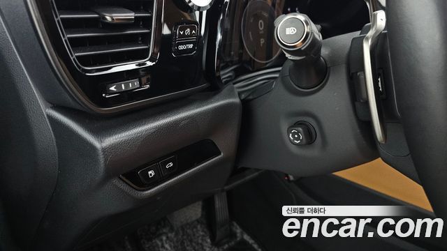 Lexus NX 2023 — photo 16