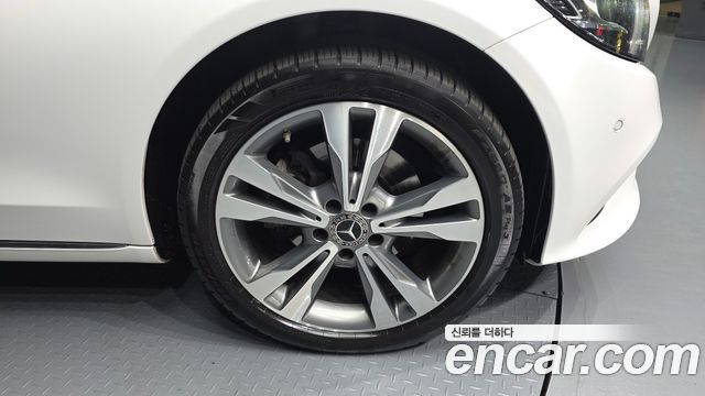 Mercedes-Benz C-Class 2021 — photo 5