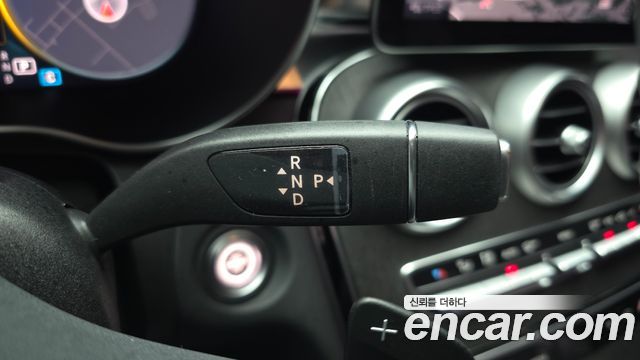 Mercedes-Benz C-Class 2021 — photo 9