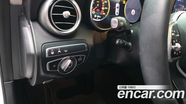 Mercedes-Benz C-Class 2021 — photo 19
