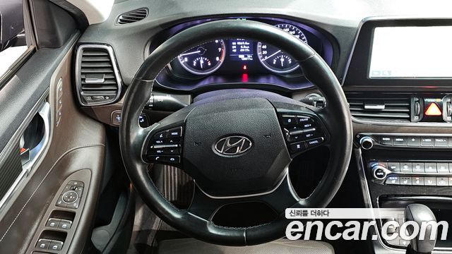 Hyundai Grandeur 2018 — photo 22