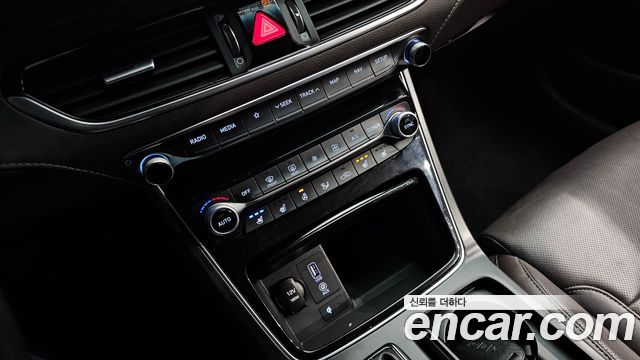 Hyundai Grandeur 2018 — photo 26
