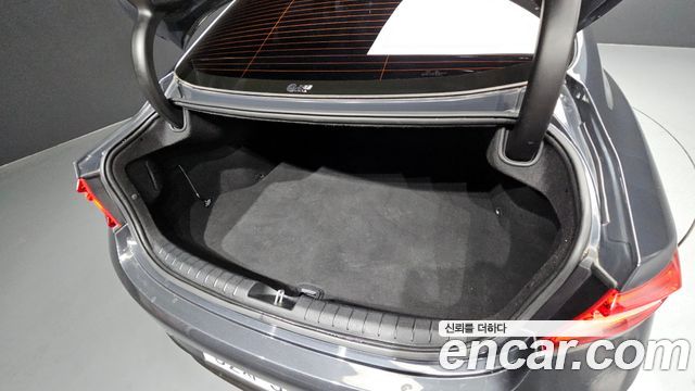 Hyundai Grandeur 2018 — photo 30