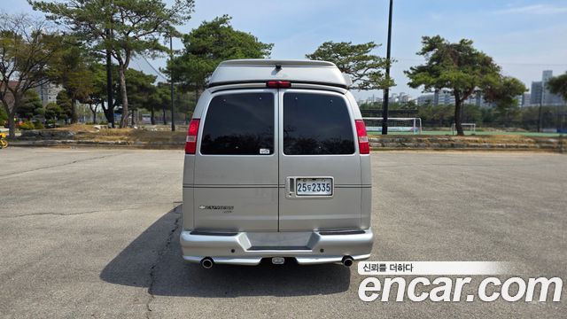 Chevrolet Express Van 2007 — photo 2