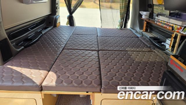Chevrolet Express Van 2007 — photo 9