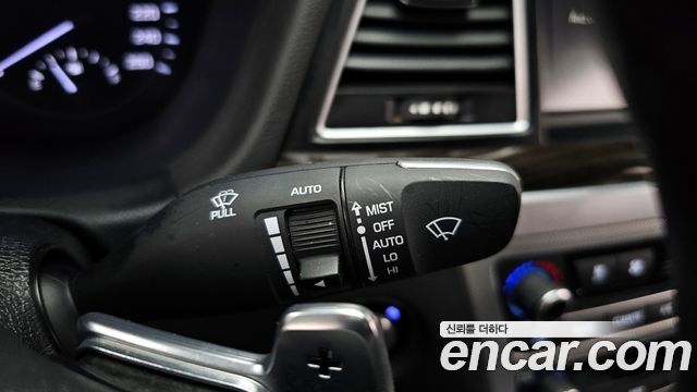 Genesis G80 2020 — photo 23