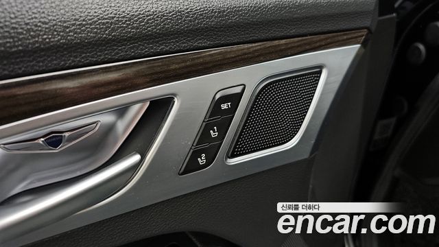 Genesis G80 2020 — photo 30