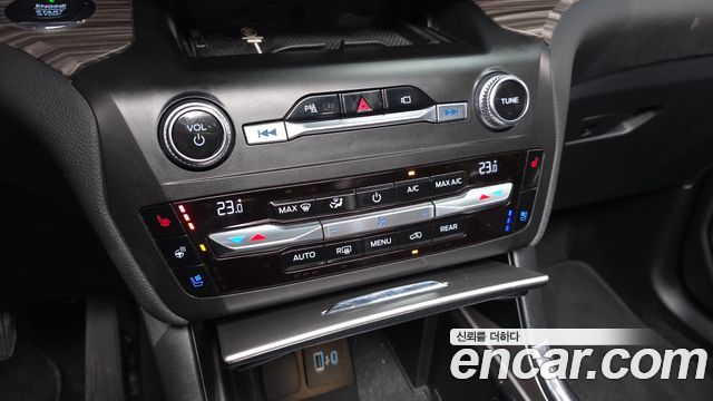 Ford Explorer 2020 — photo 24