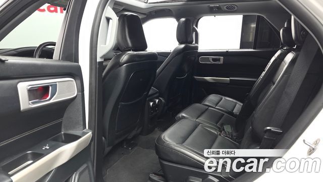 Ford Explorer 2020 — photo 16