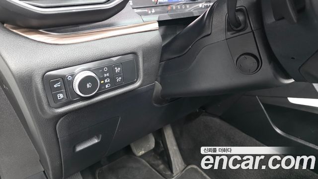 Ford Explorer 2020 — photo 27