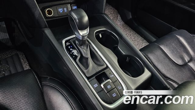 Hyundai Santafe 2019 — photo 12