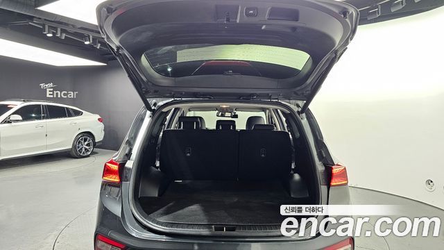 Hyundai Santafe 2019 — photo 26