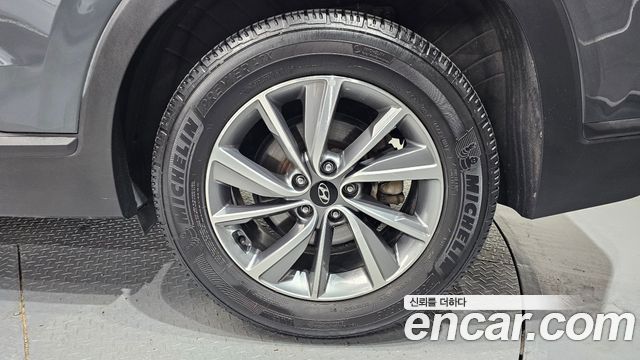 Hyundai Santafe 2019 — photo 7