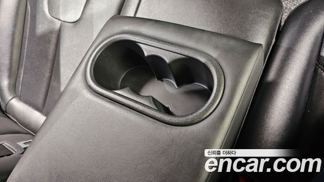 Hyundai Santafe 2019 — photo 30