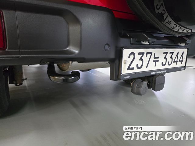 Jeep Wrangler 2019 — photo 17