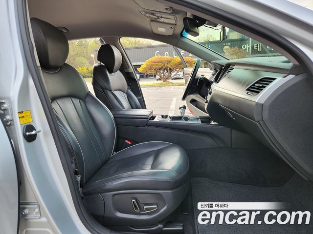 Genesis G80 2017 — photo 12