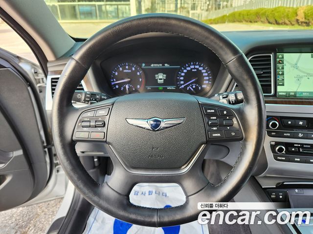 Genesis G80 2017 — photo 15