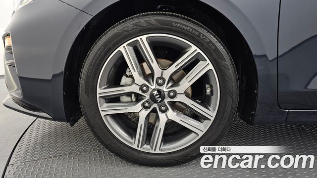 Kia K3 2019 — photo 5