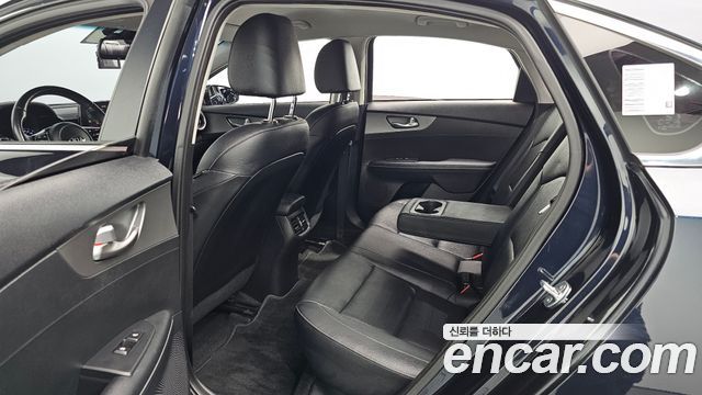 Kia K3 2019 — photo 18