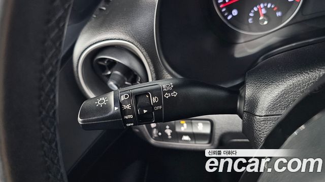 Kia K3 2019 — photo 24