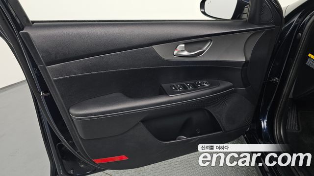 Kia K3 2019 — photo 14
