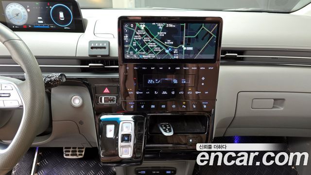 Hyundai Staria 2022 — photo 22