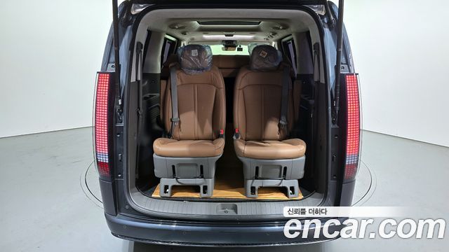 Hyundai Staria 2022 — photo 24