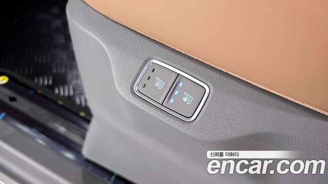 Hyundai Staria 2022 — photo 28