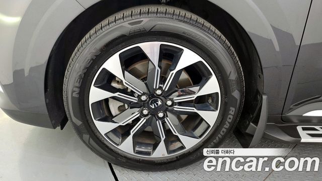 Kia Canival 2021 — photo 5